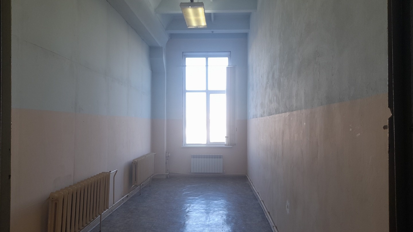 Сдается офис 25,3 кв.м. рядом с ОблГАИ. 4-й этаж, Интернет, санузел рядом.