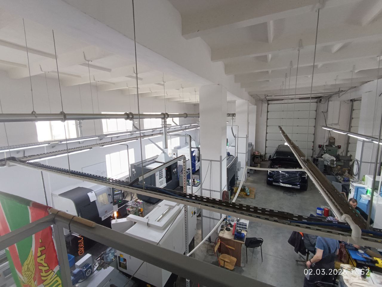 Продается производственно-складская база общей площадью 1500 кв.м. расположенная на земельном участке площадью 0,7 Га.
Новая трансформаторная подстанция на 400 кВт, разрешенная мощность 200 кВт.
Офисные и бытовые помещения для персонала. 
Хороший подъезд.
Цена продажи включает НДС 22%.


